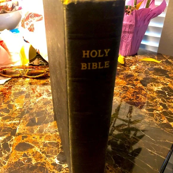 Holy Bible - Picture 1 of 16